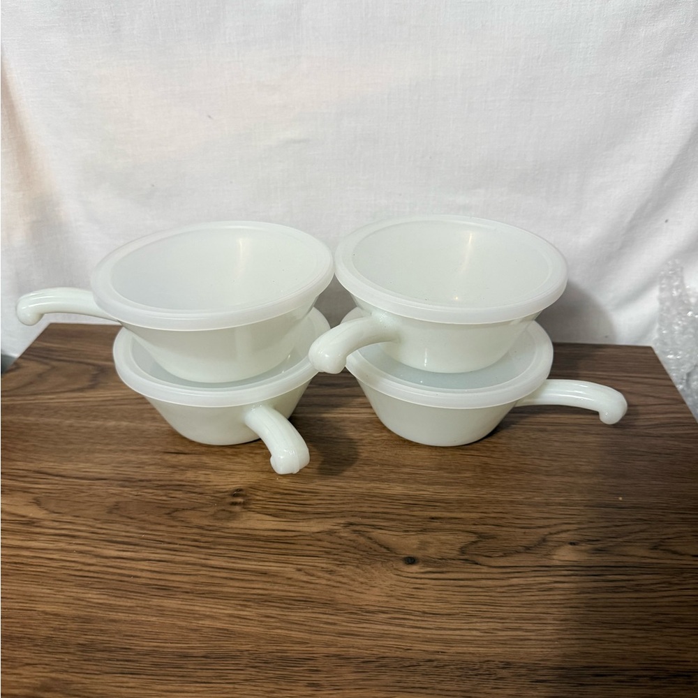Anchor Hocking Fire King Soup bowls and lids, 4